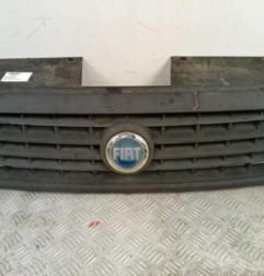 Calandre FIAT DOBLO 1 Photo n°1