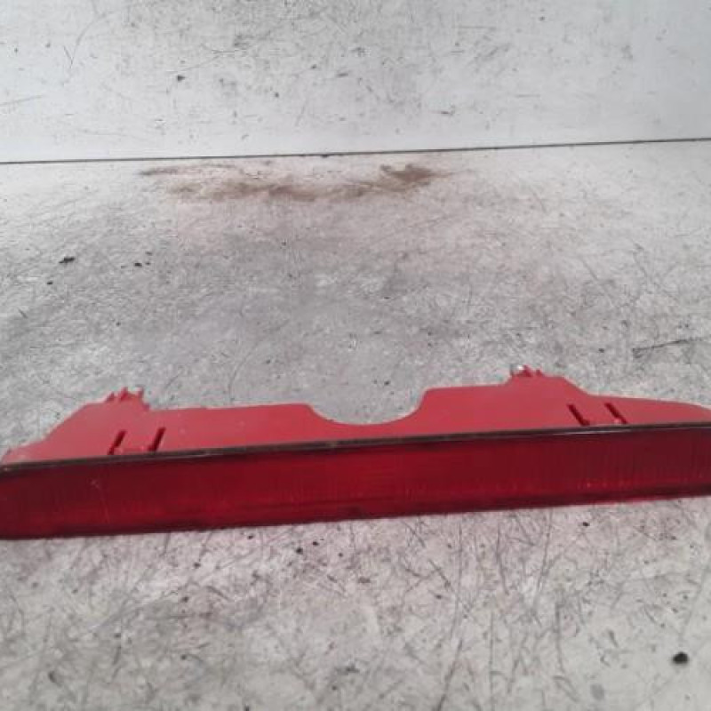 Feu arriere stop central CITROEN BERLINGO 2
