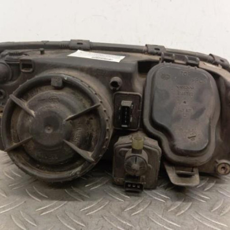 Optique avant principal gauche (feux)(phare) VOLVO V 70 1