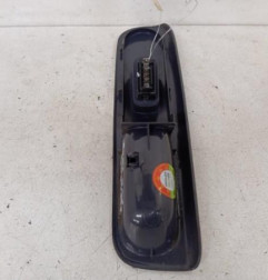 Interrupteur de leve vitre avant droit RENAULT TWINGO 1