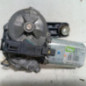 Moteur essuie glace arriere PEUGEOT 107