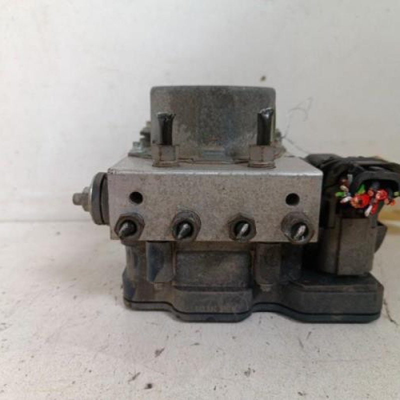 Bloc ABS (freins anti-blocage) RENAULT CLIO 4 Bloc ABS (freins anti-blocage) RENAULT CLIO 4