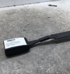 Attache ceinture avant droit VOLKSWAGEN CADDY 3 Photo n°1