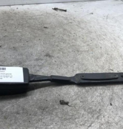 Attache ceinture avant gauche VOLKSWAGEN CADDY 3 Photo n°1