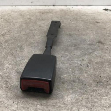 Attache ceinture avant gauche VOLKSWAGEN CADDY 3