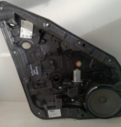 Leve vitre electrique arriere droit MERCEDES CLASSE A 176 Photo n°1