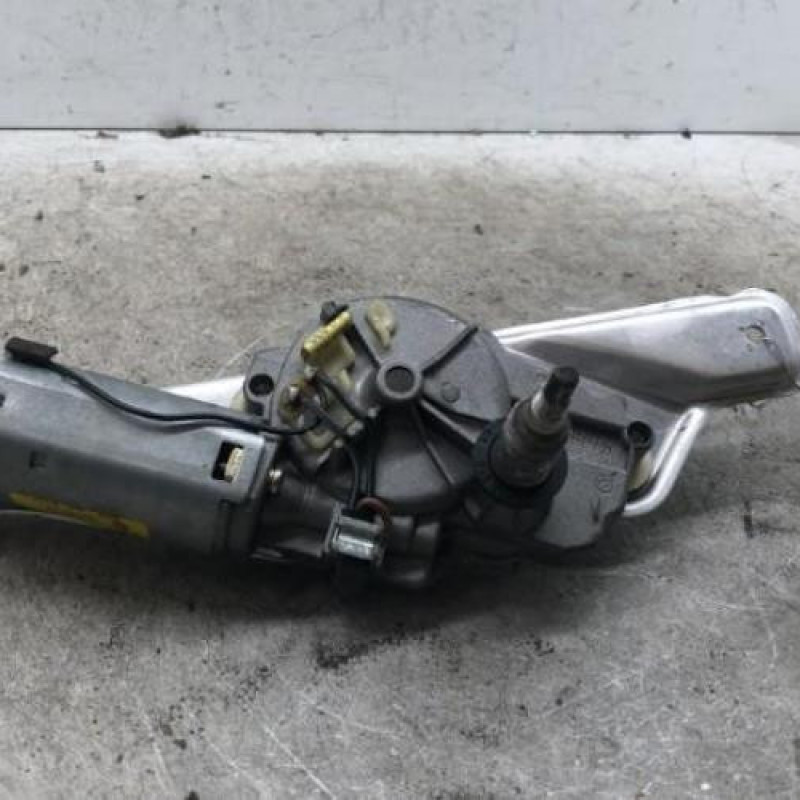 Moteur essuie glace arriere VOLKSWAGEN POLO 3