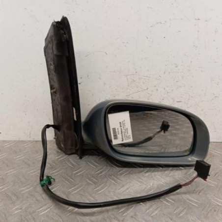 Retroviseur droit VOLKSWAGEN TOURAN 1