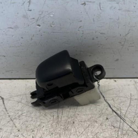 Interrupteur de leve vitre arriere droit NISSAN QASHQAI 2 Photo n°1