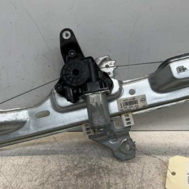 Leve vitre electrique arriere droit NISSAN QASHQAI 2