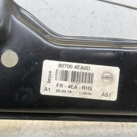 Leve vitre electrique avant droit NISSAN QASHQAI 2