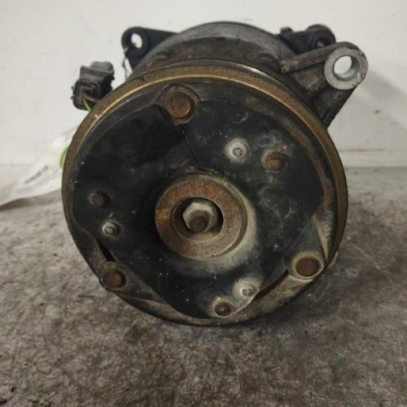 Compresseur clim PEUGEOT 406 Compresseur clim PEUGEOT 406
