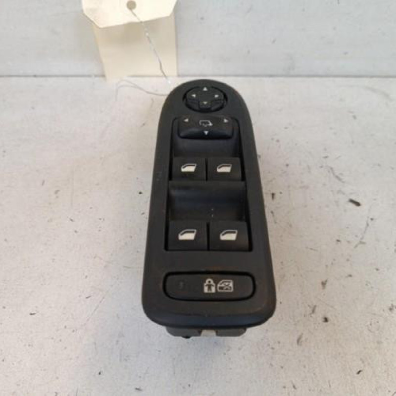 Interrupteur de leve vitre avant gauche PEUGEOT 508 1 SW