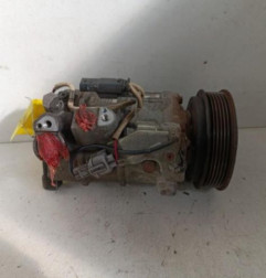 Compresseur clim MERCEDES CLASSE A 176 Photo n°1