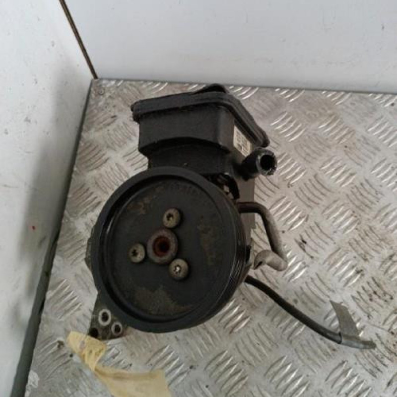 Pompe de direction BMW X3 E83 Pompe de direction BMW X3 E83