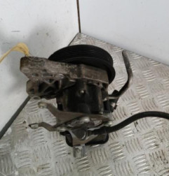 Pompe de direction BMW X3 E83