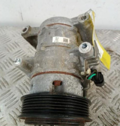 Compresseur clim FORD KA+ Photo n°1