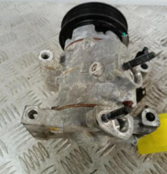 Compresseur clim FORD KA+