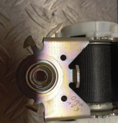 Ceinture arriere gauche PEUGEOT 308 2 SW Photo n°4