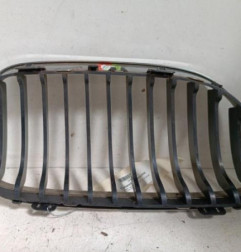 Calandre gauche BMW SERIE 3 E90