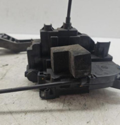 Serrure arriere droit RENAULT CLIO 3 Photo n°4
