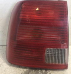 Feu arriere principal gauche (feux) VOLKSWAGEN PASSAT 4 Photo n°1