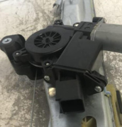 Leve vitre electrique arriere droit OPEL ASTRA K Photo n°4