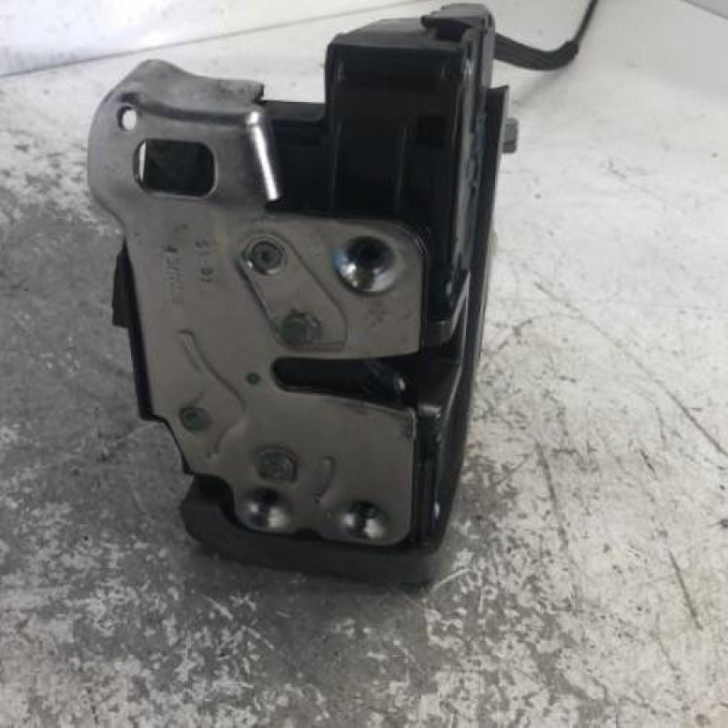 Serrure avant droit OPEL ASTRA K