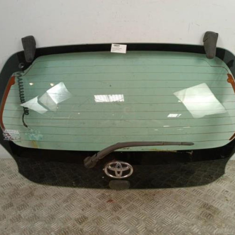 Malle/Hayon arriere TOYOTA AYGO 1