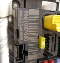Boitier servitude moteur (BSM) PEUGEOT 307