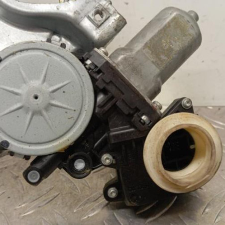 Leve vitre electrique avant gauche TOYOTA AVENSIS 3