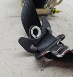 Ceinture avant droit TOYOTA AYGO 1