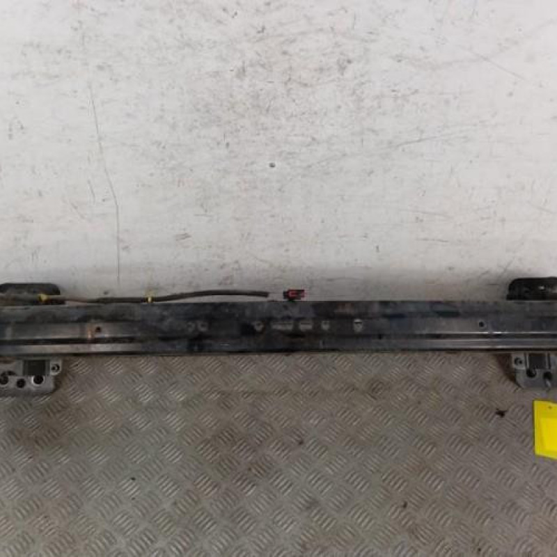 Renfort pare choc avant (traverse) FORD FIESTA 5
