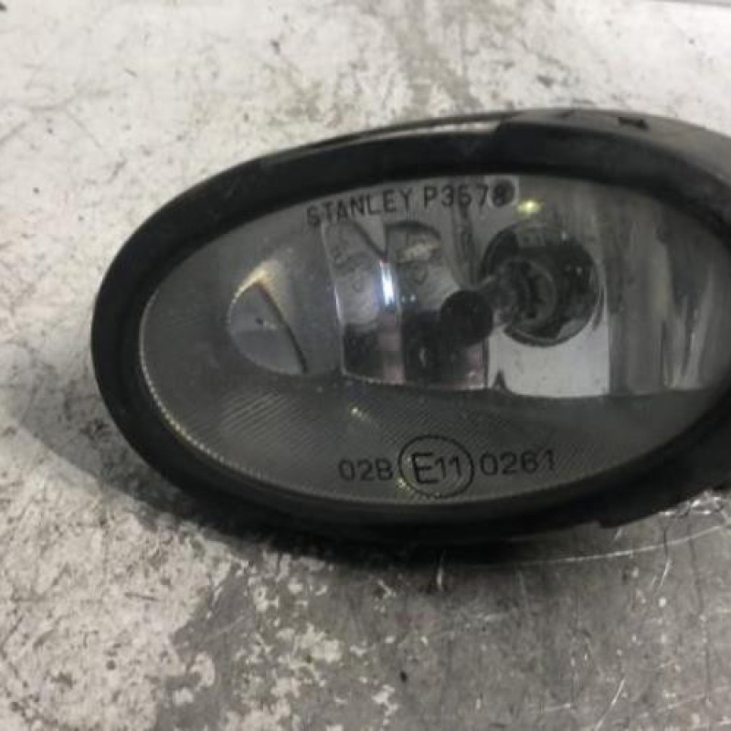 Anti brouillard gauche (feux) MAZDA 3 1
