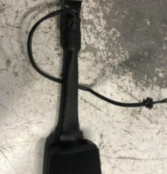Attache ceinture avant droit OPEL ASTRA K