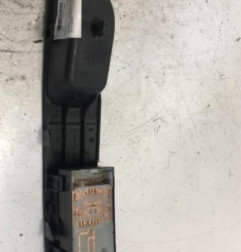 Interrupteur de leve vitre avant gauche NISSAN MICRA 3