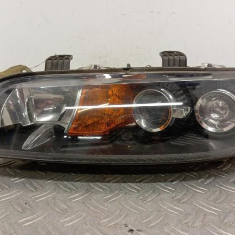 Optique avant principal gauche (feux)(phare) FIAT PUNTO 2