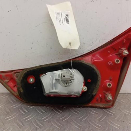 Feu arriere secondaire gauche (feux) TOYOTA AURIS 2