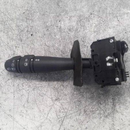 Commodo phare RENAULT CLIO 2 CAMPUS Photo n°1