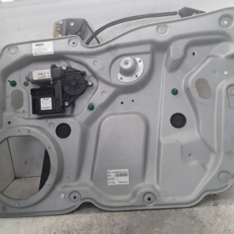 Leve vitre electrique avant droit VOLKSWAGEN CADDY 3