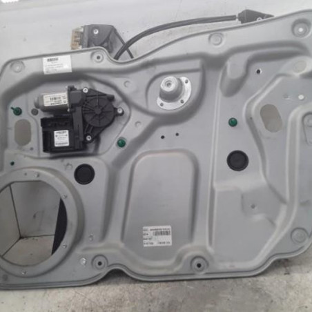 Leve vitre electrique avant droit VOLKSWAGEN CADDY 3 Photo n°1