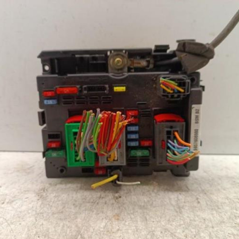 Boitier servitude moteur (BSM) PEUGEOT 206 Boitier servitude moteur (BSM) PEUGEOT 206