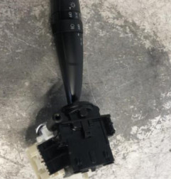 Commande de phare SUZUKI CELERIO Photo n°1
