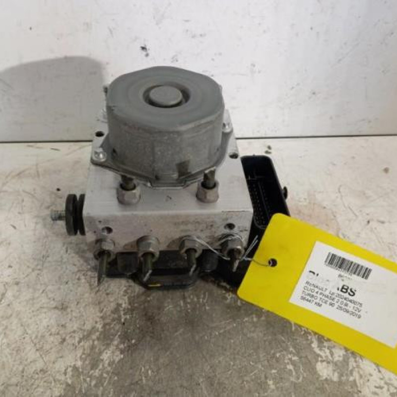 Bloc ABS (freins anti-blocage) RENAULT CLIO 4 Bloc ABS (freins anti-blocage) RENAULT CLIO 4