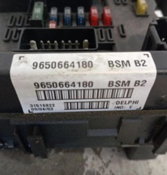Boitier servitude moteur (BSM) PEUGEOT 206