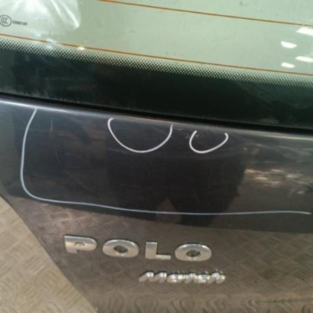 Malle/Hayon arriere VOLKSWAGEN POLO 4