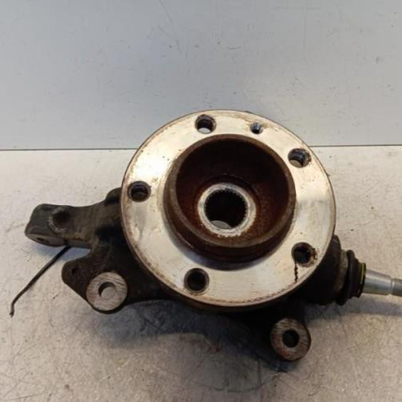 Moyeu avant droit RENAULT MASTER 3 Moyeu avant droit RENAULT MASTER 3