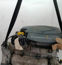 Moteur DACIA SANDERO 1 Photo n°6