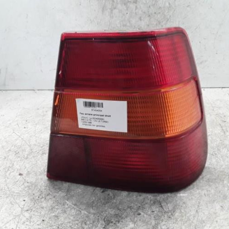 Feu arriere principal droit (feux) VOLVO 940