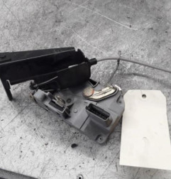 Serrure avant droit PEUGEOT 307